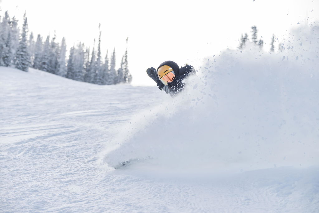 Jones Storm Chaser snowboard pudder fish