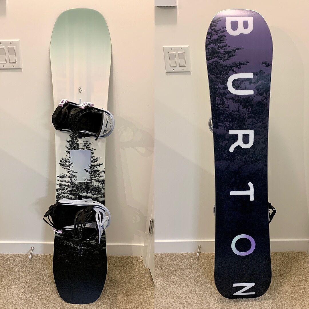 Burton Feelgood Smalls snowboard 140 camber barn