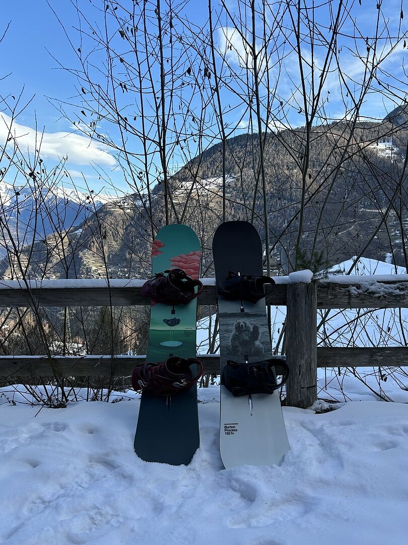 Burton Yeasayer Flying V snowboard Graphic 140 myk