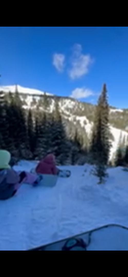 Burton Feelgood Smalls snowboard 140 camber barn