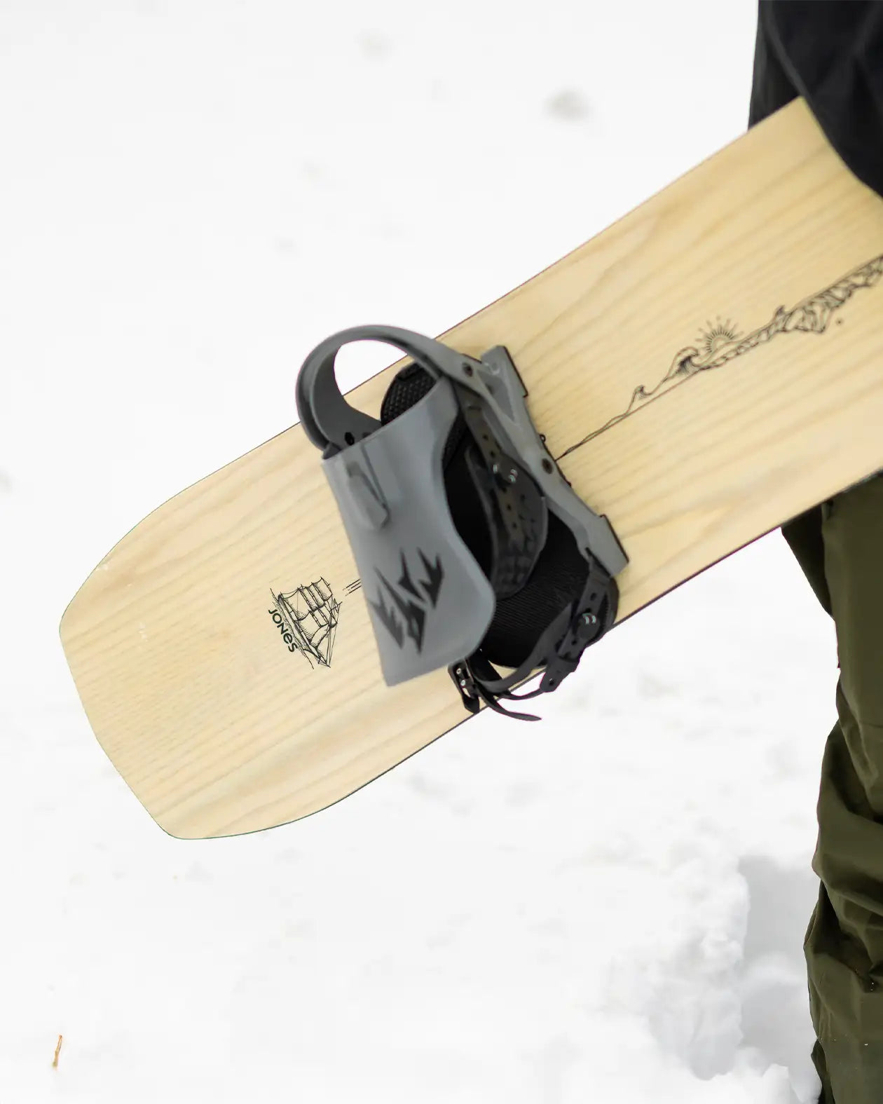 Jones Flagship 2025 snowboard herre 161 freeride