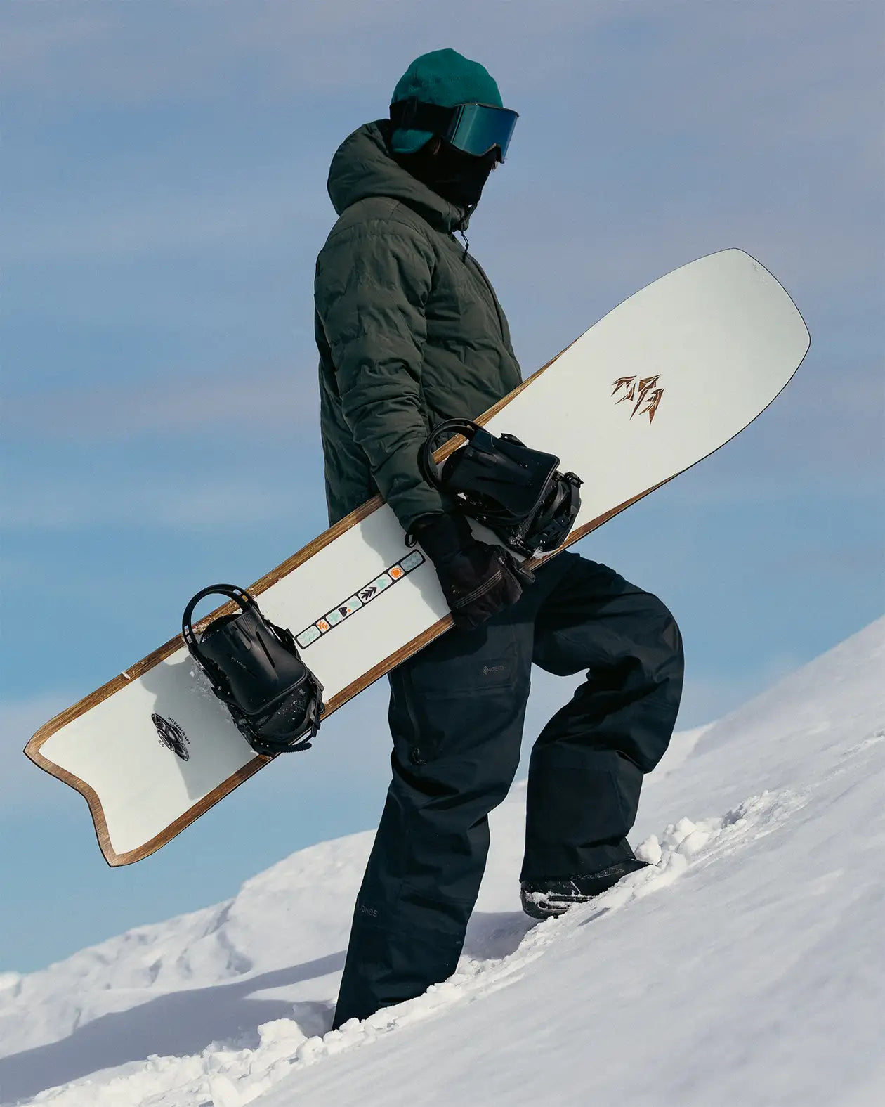 Jones Hovercraft 2.0 snowboard 156 pudder