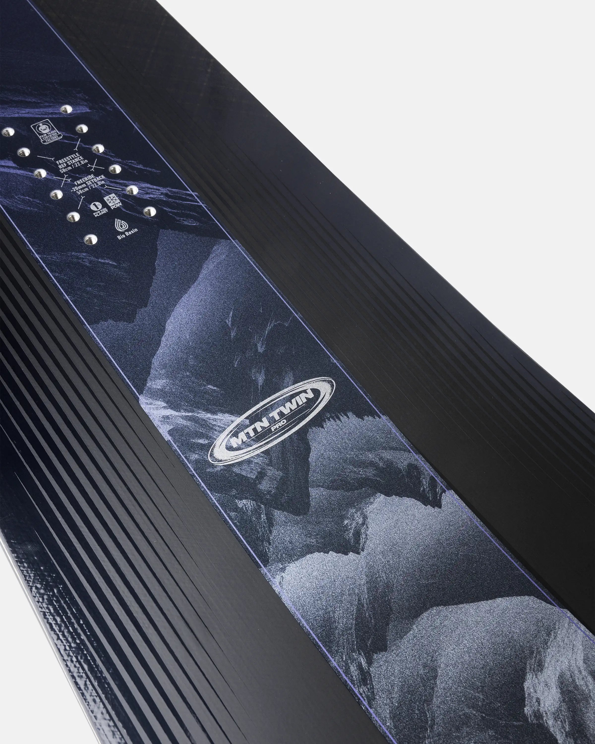 Jones Mountain Twin Pro snowboard 157 allmountain