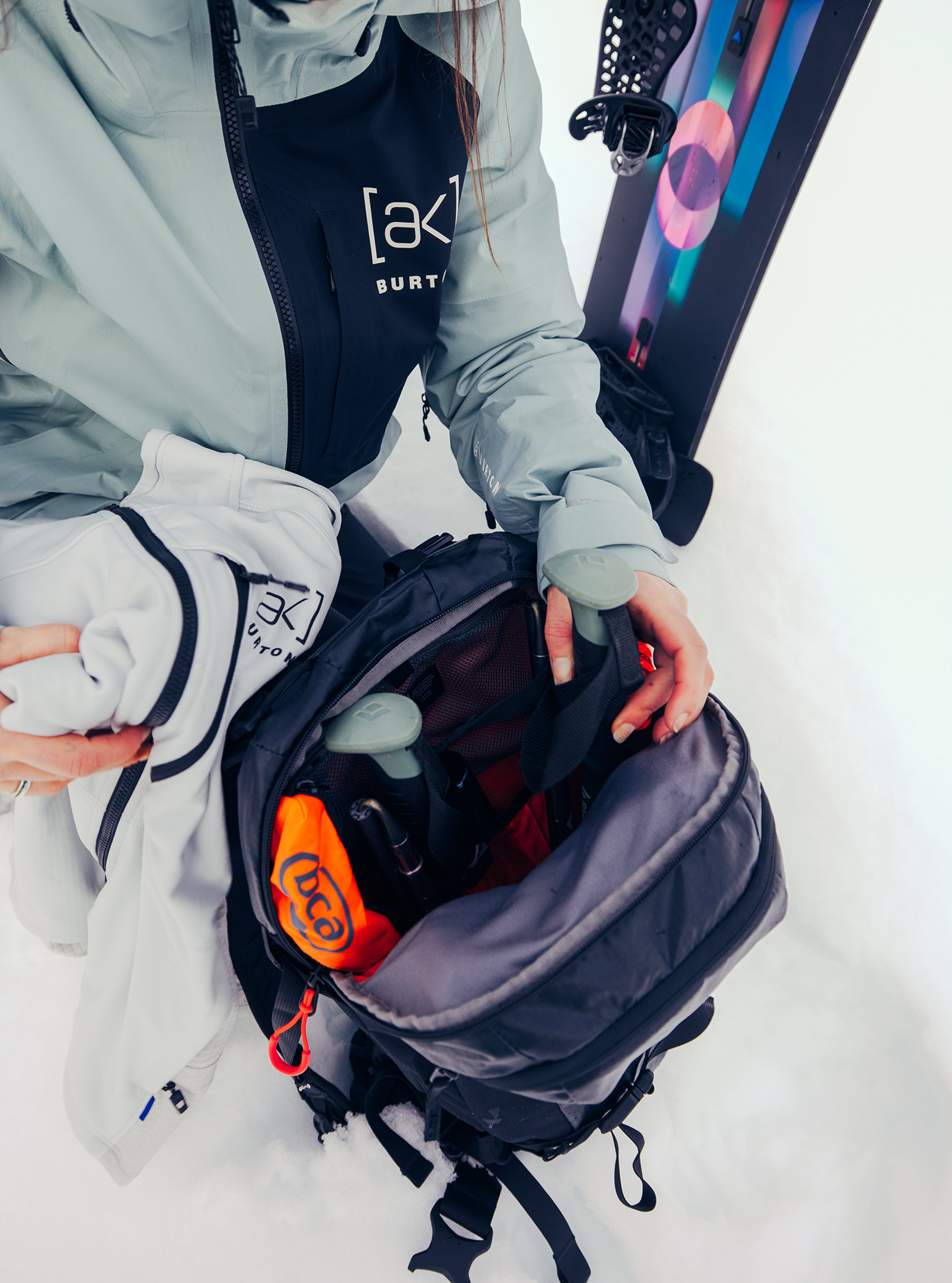 Burton [ak] Dispatcher 18L sekk True Black topptur