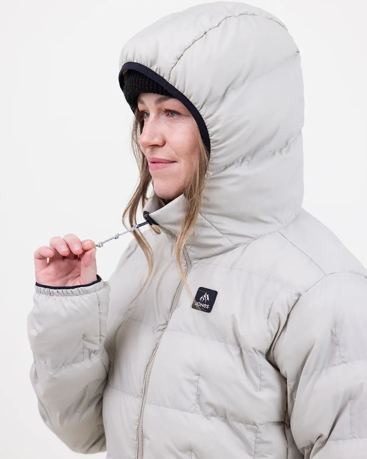 Jones Dark Start Recycled Hoodie 2026 damejakke resirkulert