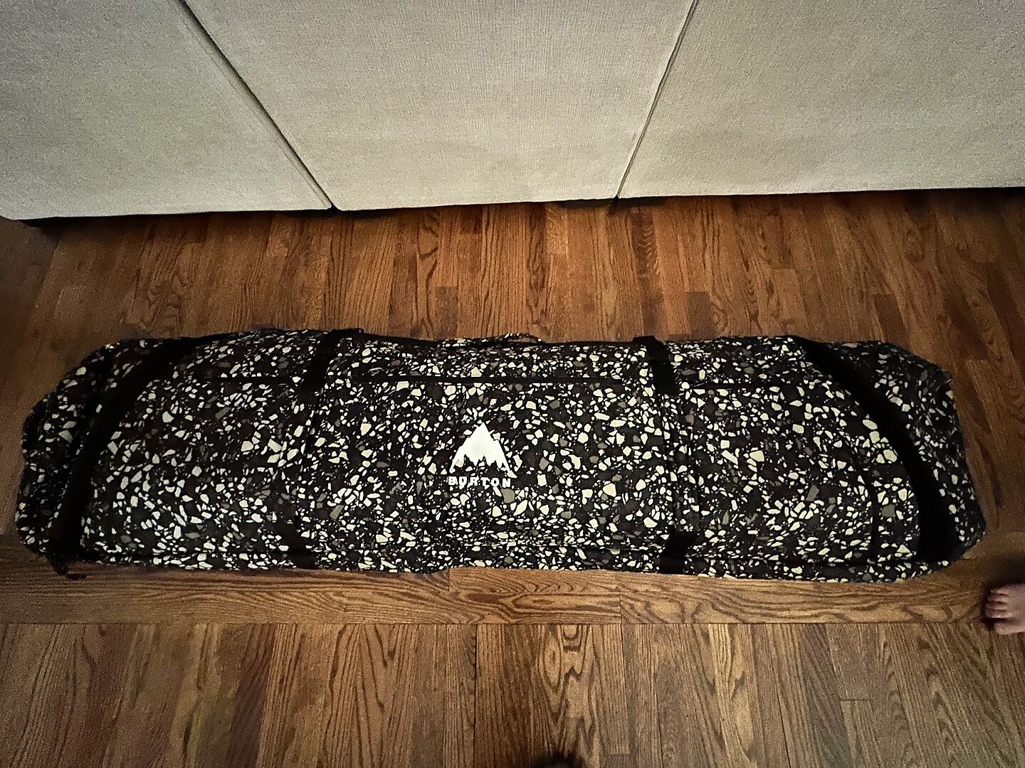Burton Wheelie Flight Attendant snowboardbag 166 romslig