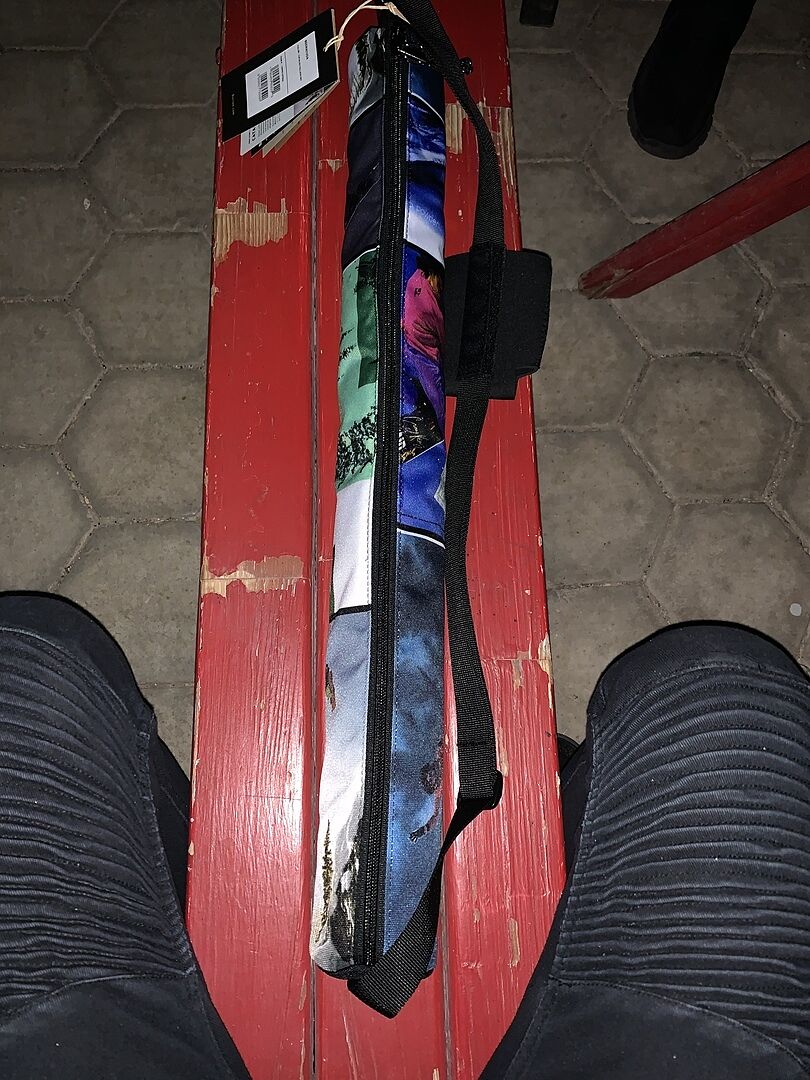 Burton Beeracuda kjølebag 2L crystal dye isolert