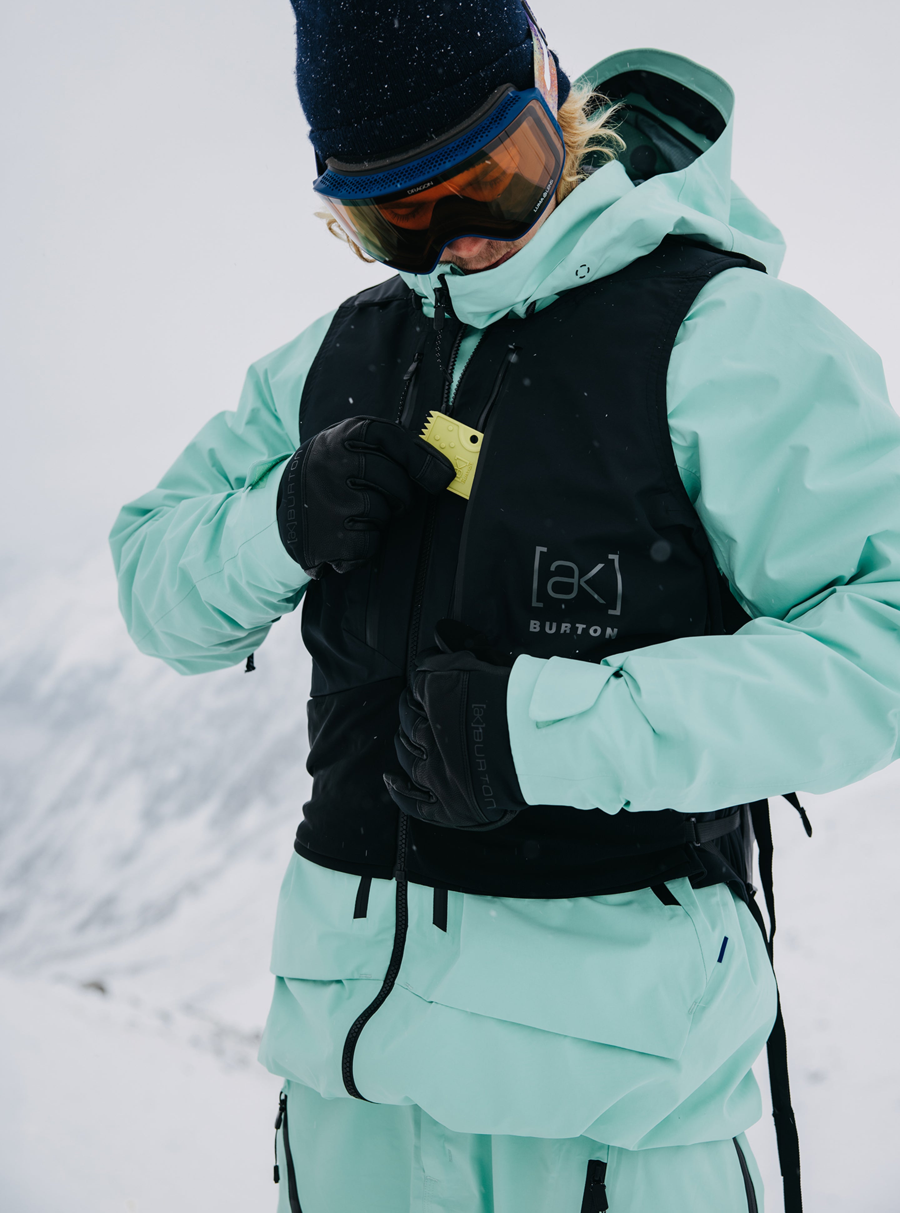 Burton [ak] Dispatcher 13L vestsekk True Black topptur