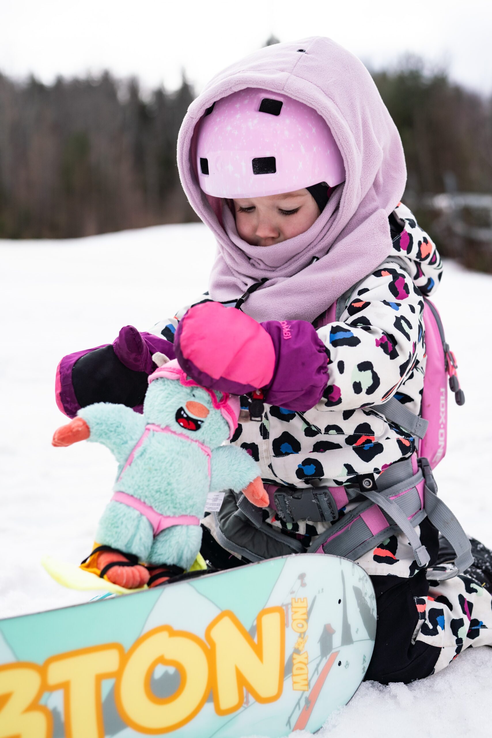 MDX One Yeti Story barnebok innbundet snowboard