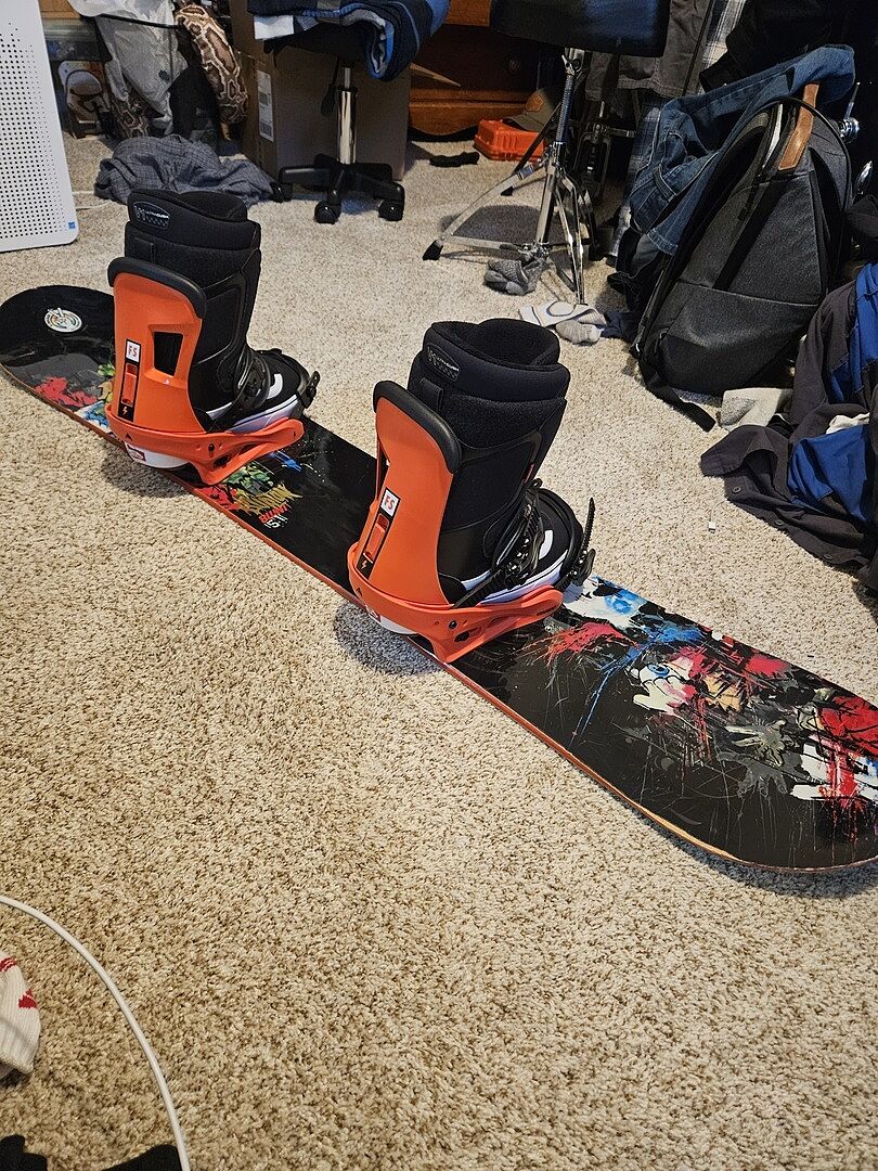 Burton Freestyle snowboardbinding svart myk flex