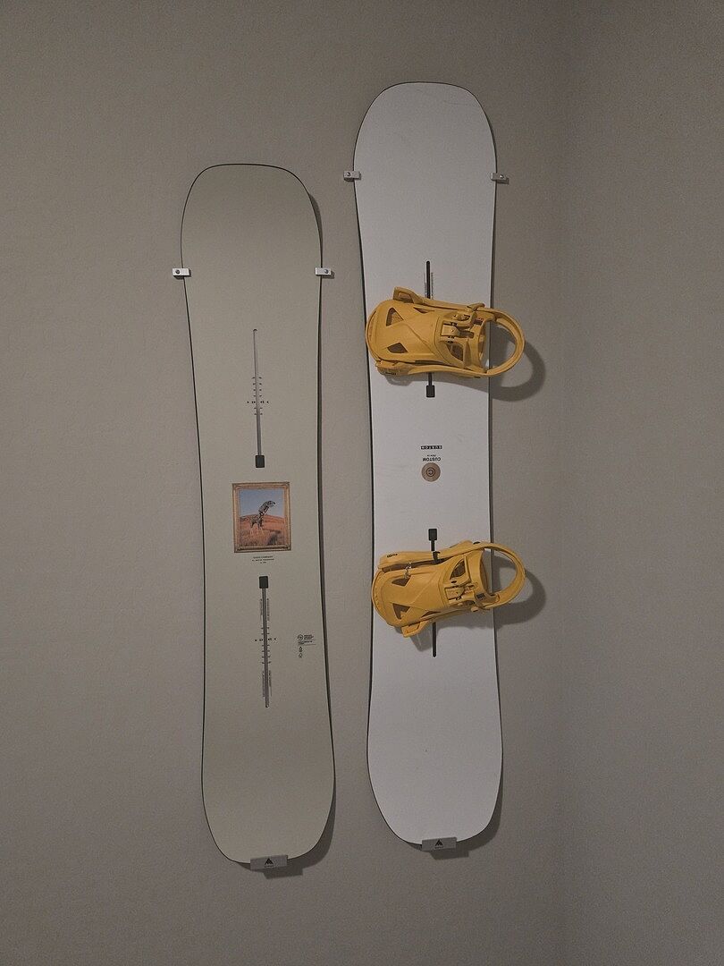 Burton Collector's Edition snowboard veggfeste sølv