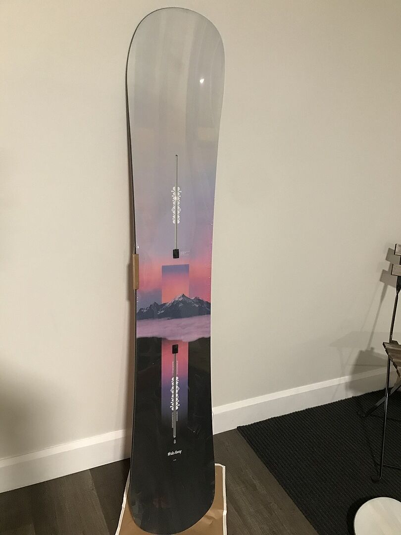 Burton Hideaway Flat Top snowboard dame graphic leken