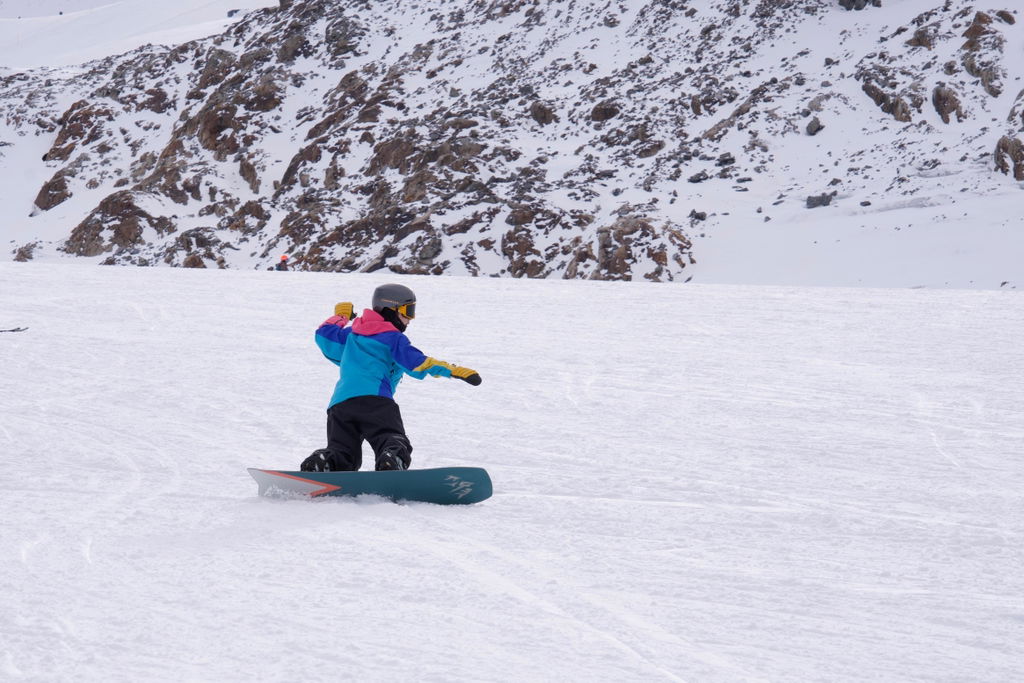 Jones Hovercraft 2.0 snowboard 156 pudder