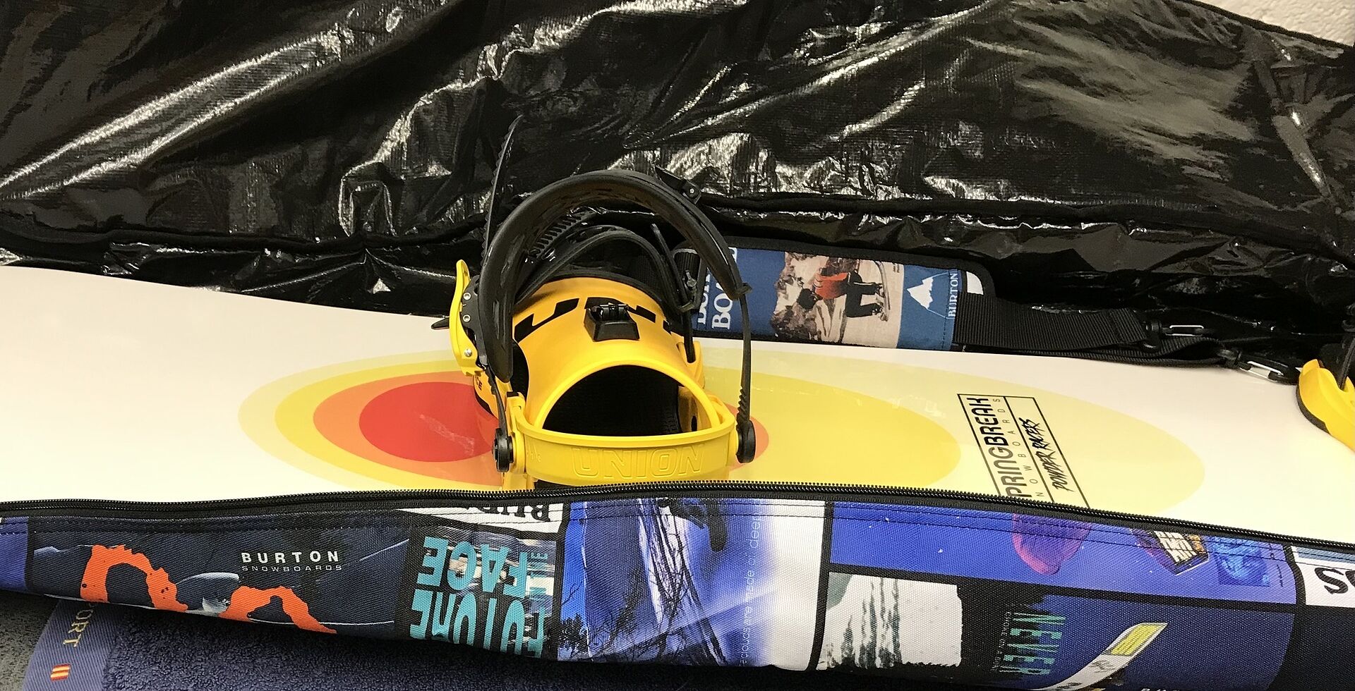 Burton Gig snowboardbag 166 Graffiti Camo polstret