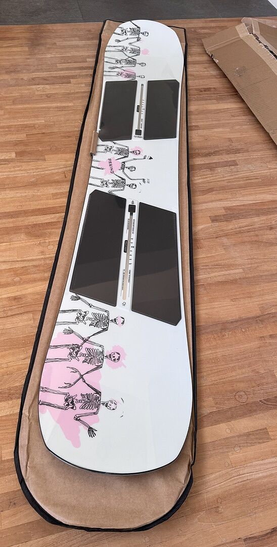 Burton Rewind Camber snowboard 155 Zine spretten