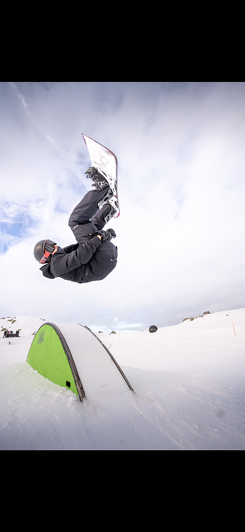 Burton Rewind Camber snowboard 155 Zine spretten