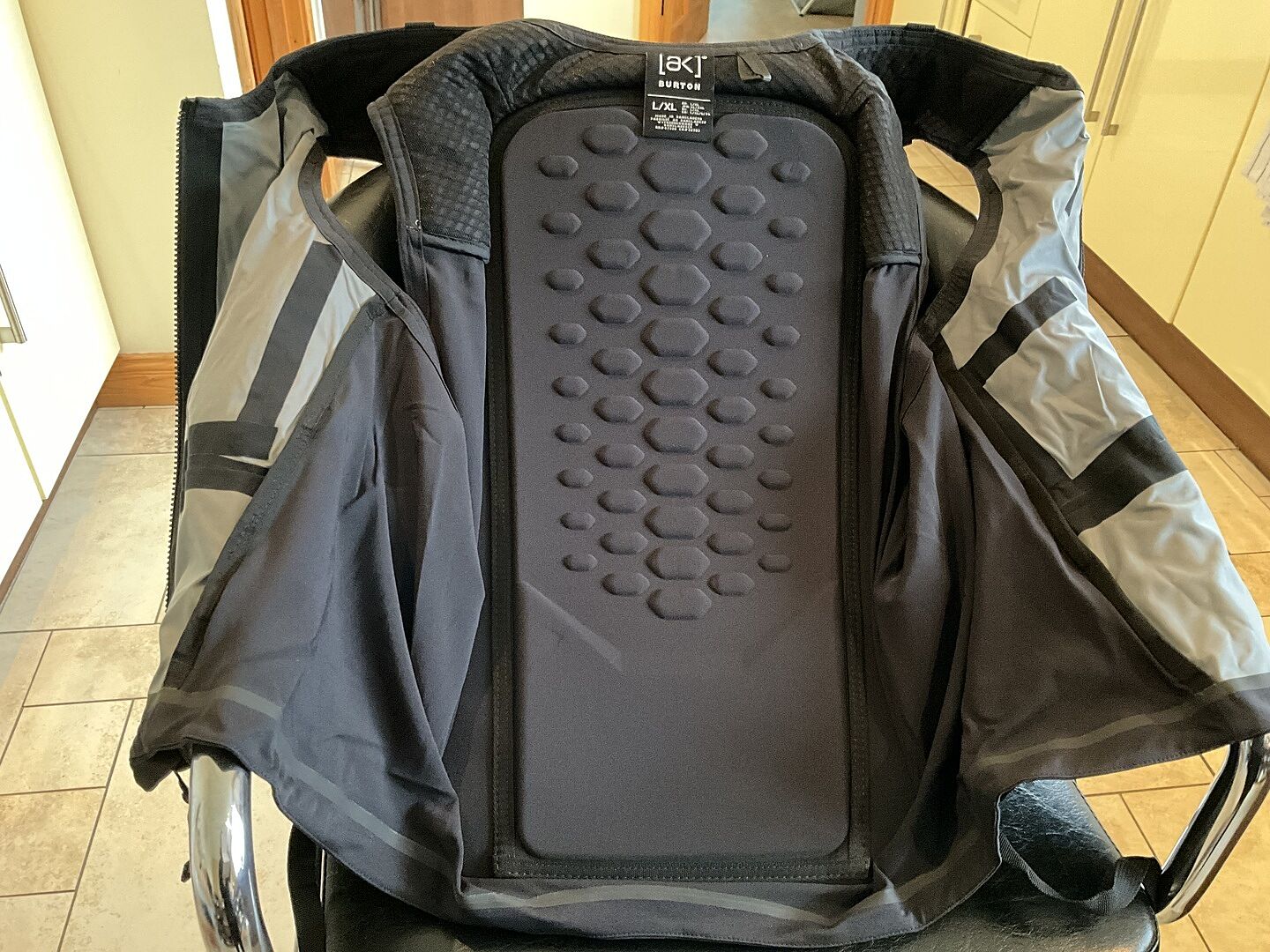Burton [ak] Dispatcher 13L vestsekk True Black topptur