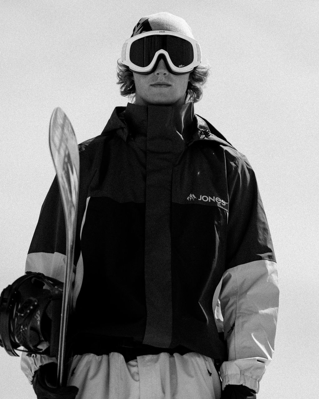 Jones MTN Surf Tweaker snowboardjakke Stealth Black vanntett