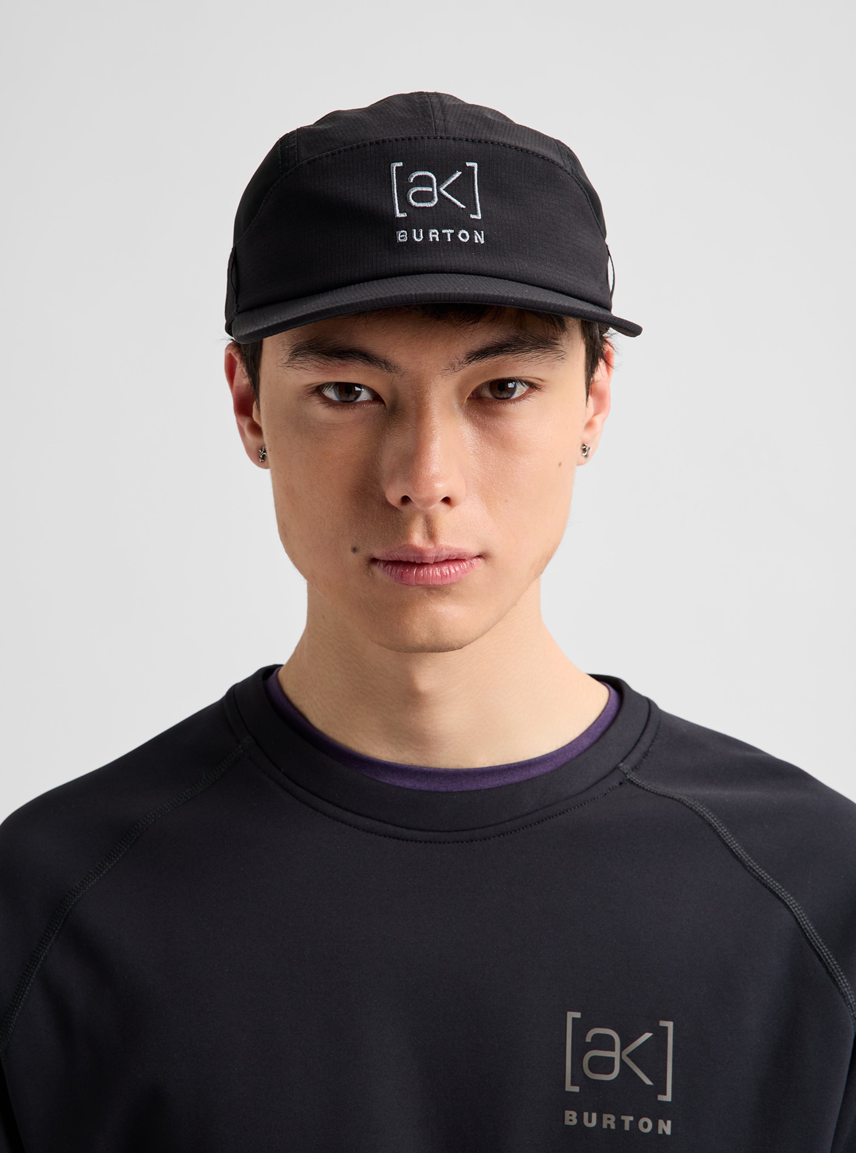 Burton [ak] Helium caps True Black lett pustende