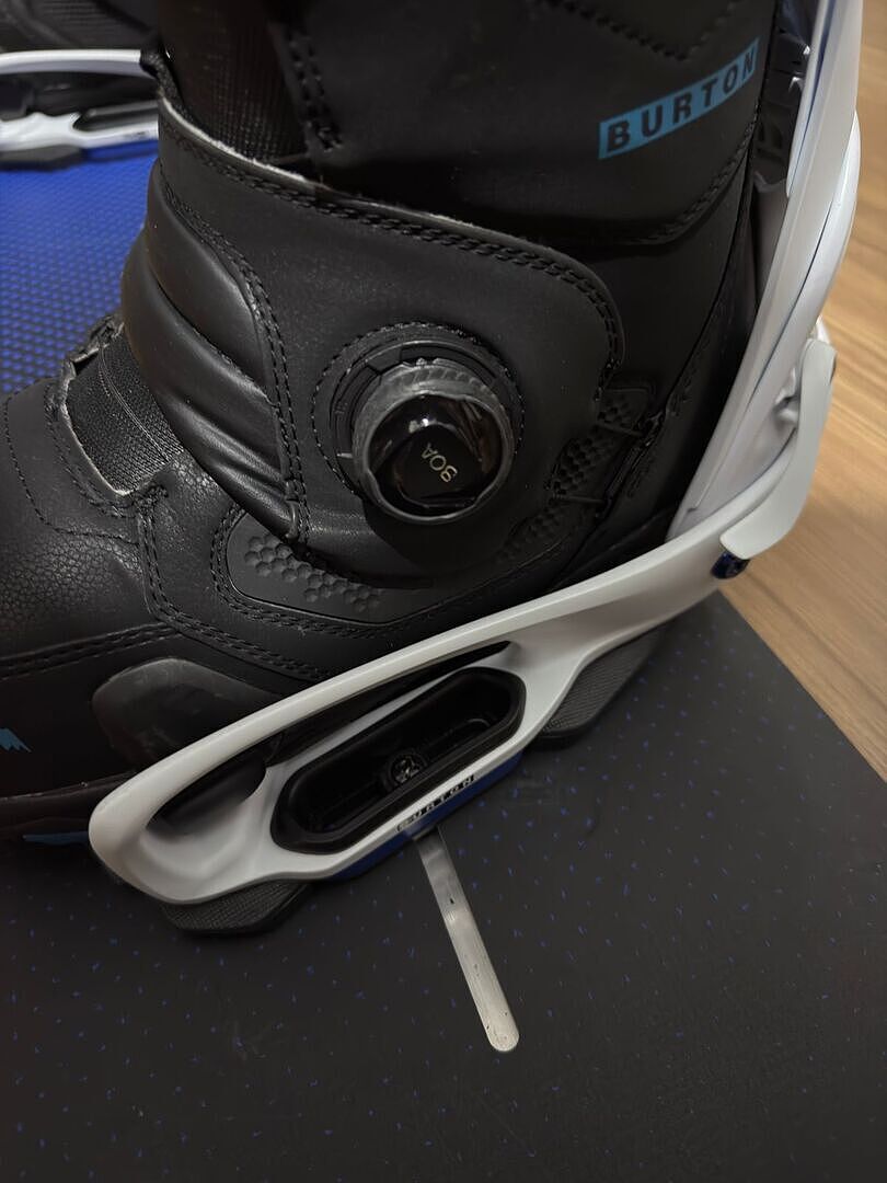 Burton Step On Cartel X EST snowboardbinding Black stiv
