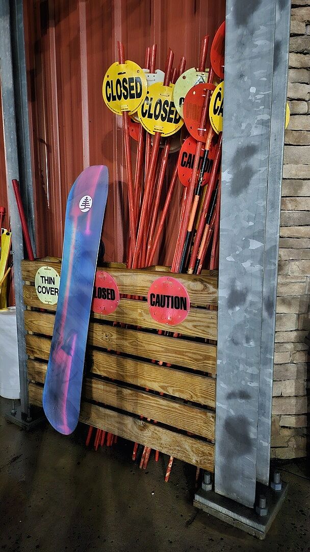 Burton Family Tree High Fidelity Camber snøbrett Force fjell
