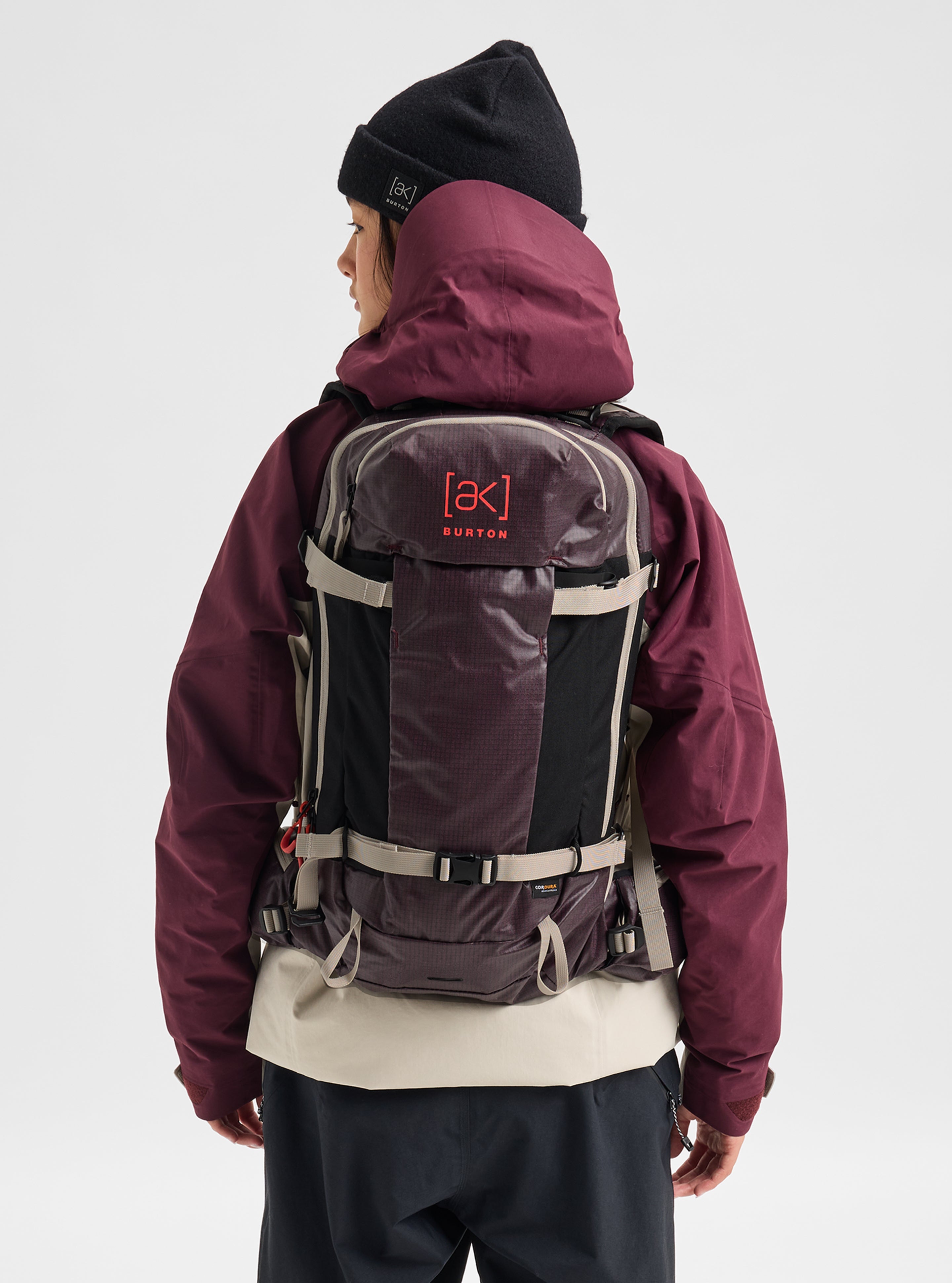 Burton [ak] Dispatcher 18L sekk True Black topptur